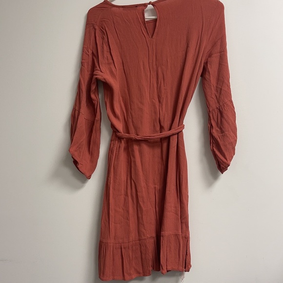 Dress - Picture 4 of 4